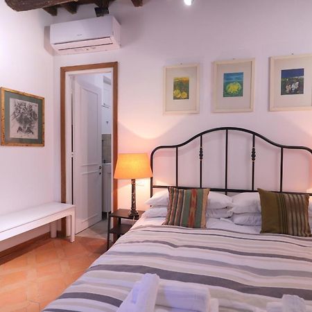 Lovely Navona Apartment روما المظهر الخارجي الصورة